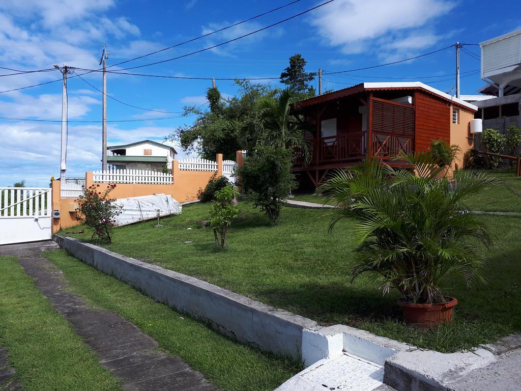 Les Gites Kajou Bouillante Exterior photo